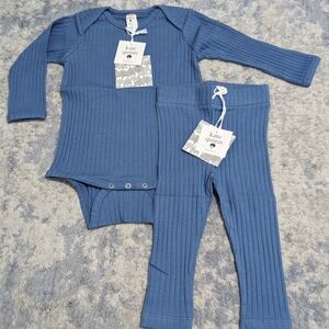Kate Quinn Ribbed Set in Blue
